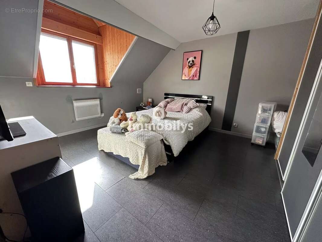 Maison à SIN-LE-NOBLE