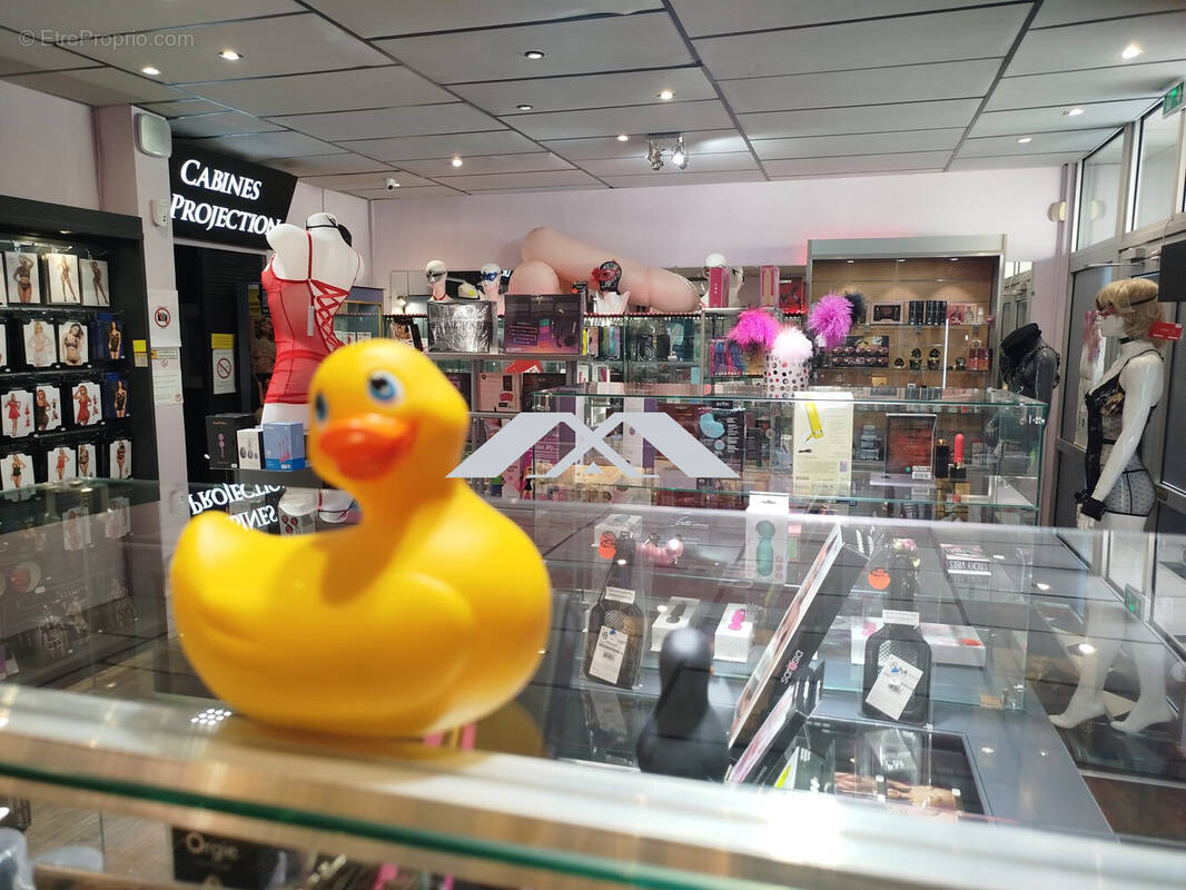 Autre à SAINT-DENIS