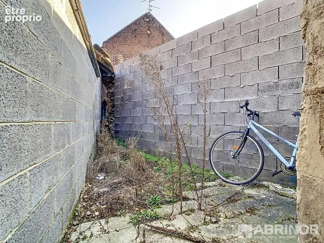 Maison à rénover sur le secteur de Flers Bourg - photo 3