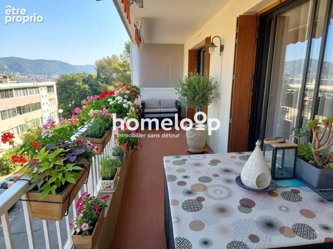 Appartement 68 m² à La Seyne-Sur-Mer  - photo 1