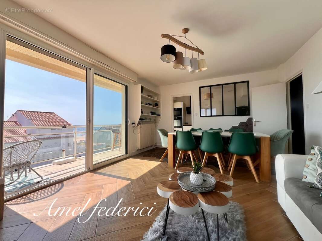 L’Océan pour horizon, une adresse d’exception pour ce bel appartement 85 m2 + Studio 22 m2 !! - photo 2