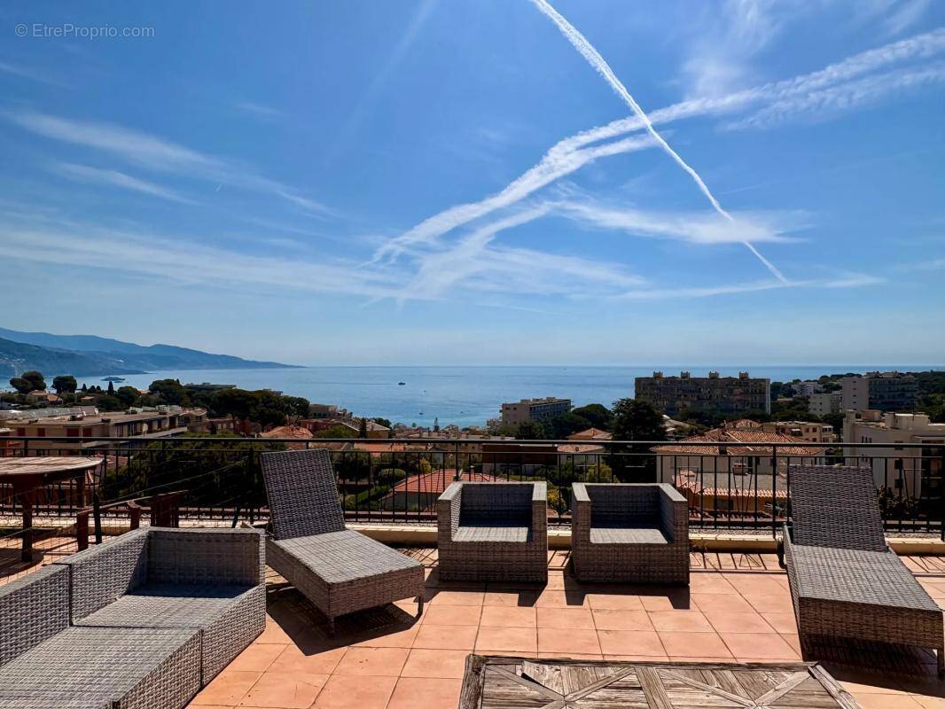 Appartement à ROQUEBRUNE-CAP-MARTIN