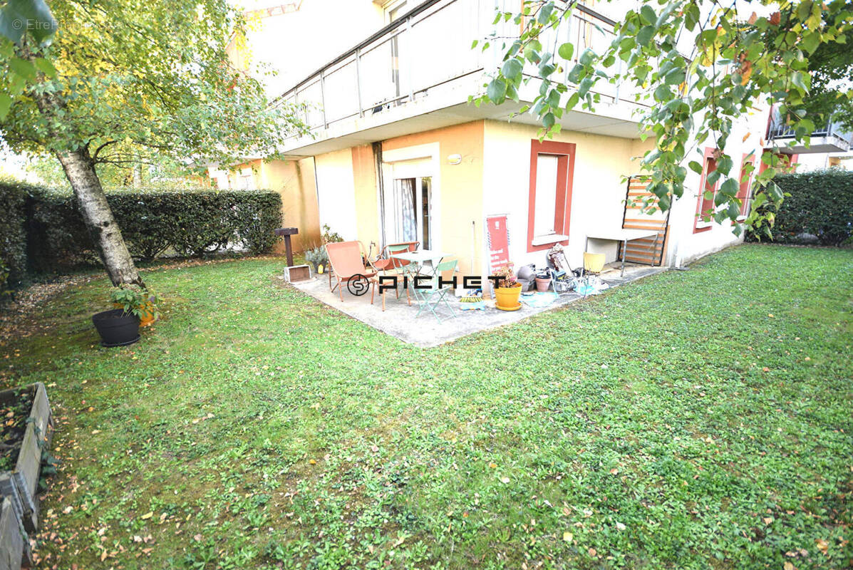 Appartement à CHAURAY