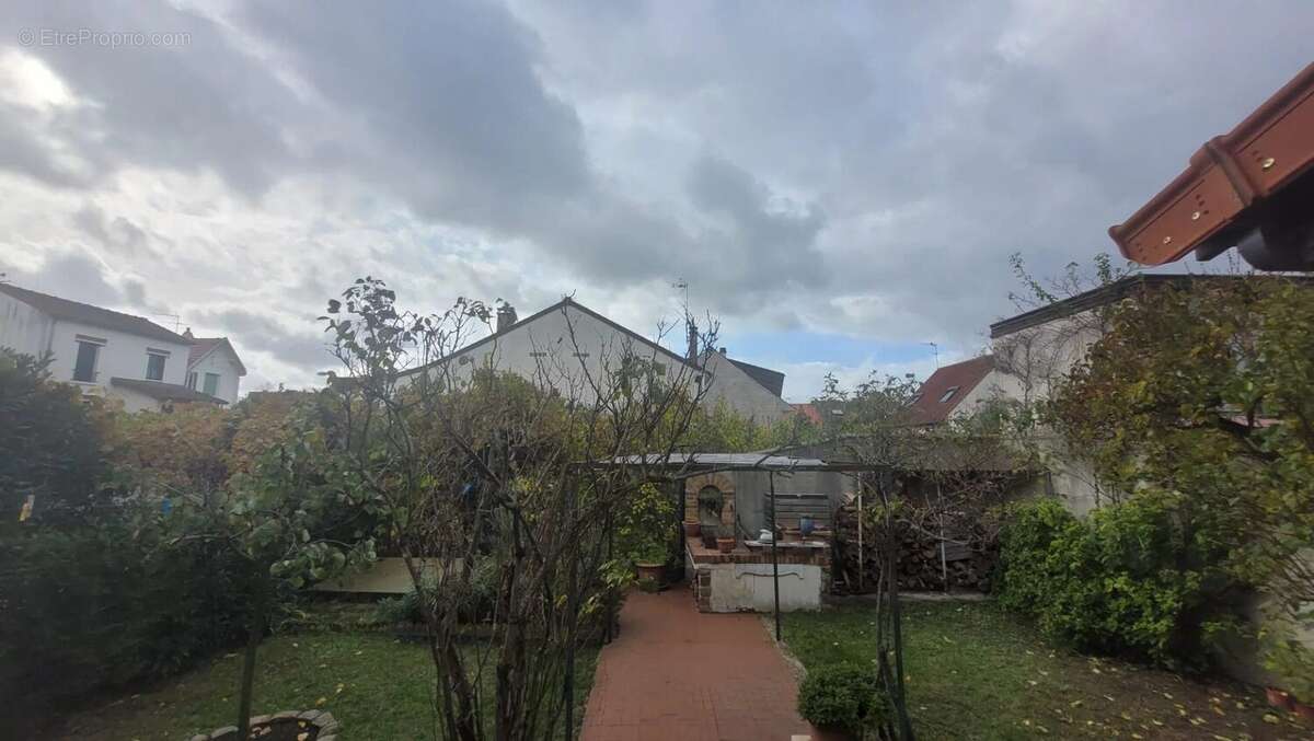 Maison à NANTERRE