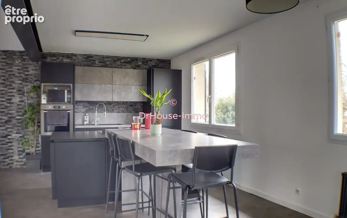 Maison 6 pièces 135 m² à vendre à Croissy-Beaubourg (77183) - photo 2