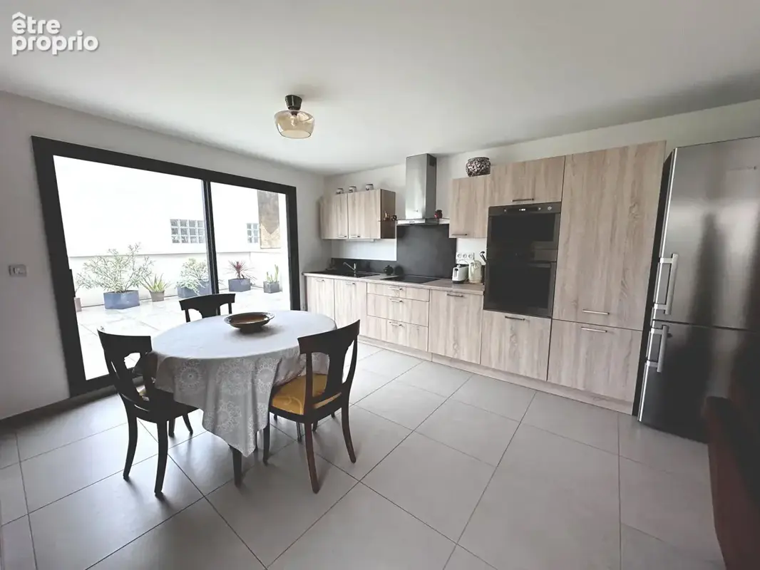Appartement à GUILHERAND-GRANGES