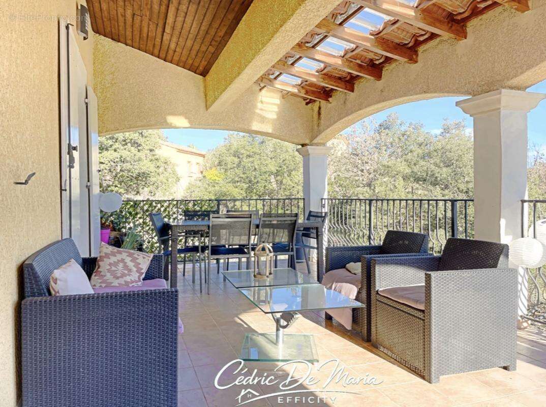 Maison à GINASSERVIS