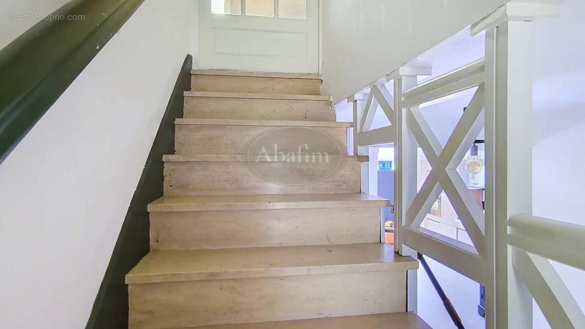 Elégante maison terrasse sous-sol - photo 23