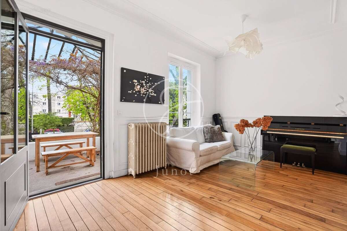 Maison à LE VESINET