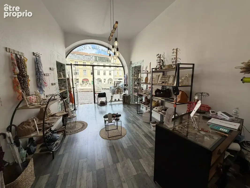 Local commercial à vendre - photo 8