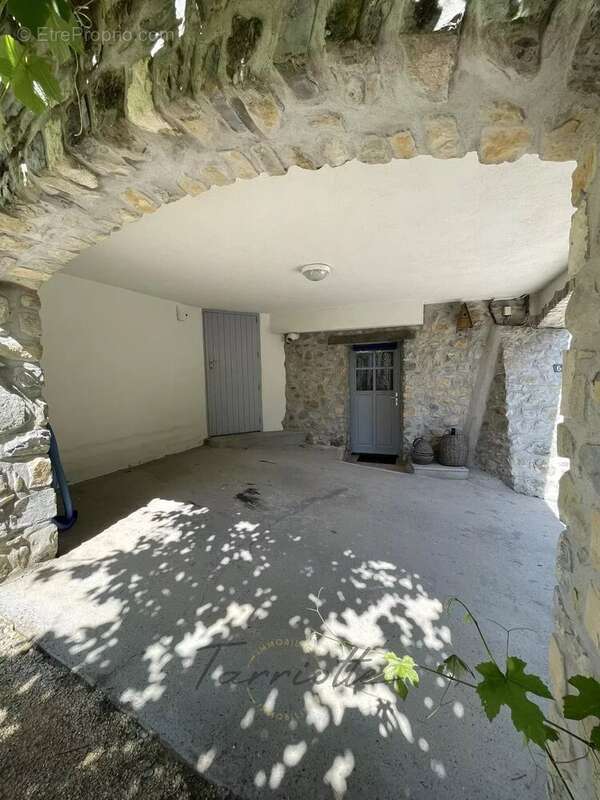 Maison à VALVIGNERES
