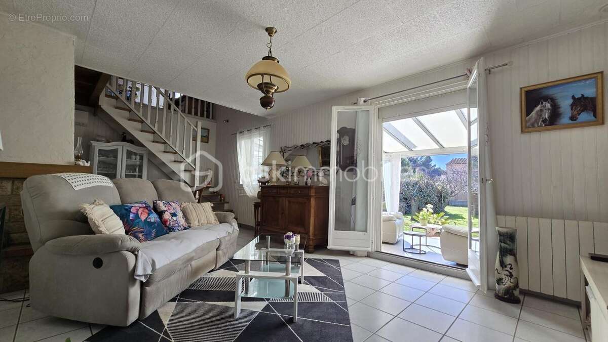 Maison à BAGNOLS-SUR-CEZE