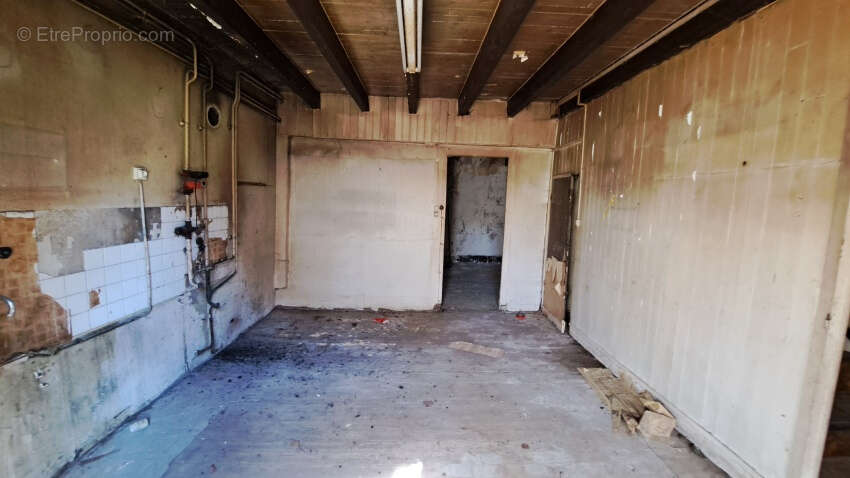 Maison à CHAPDES-BEAUFORT