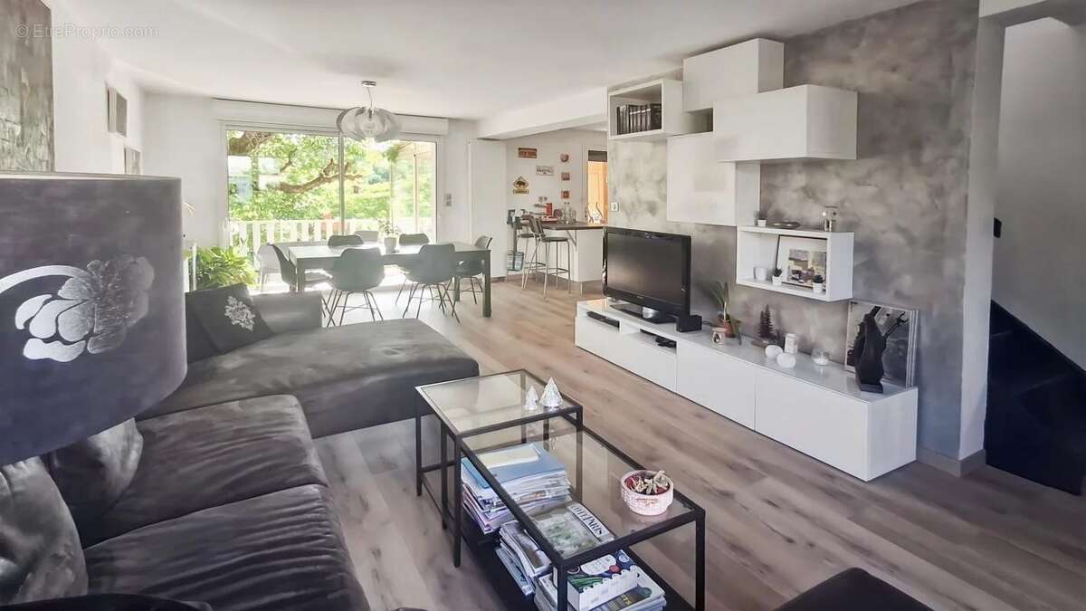 Maison à COULOUNIEIX-CHAMIERS