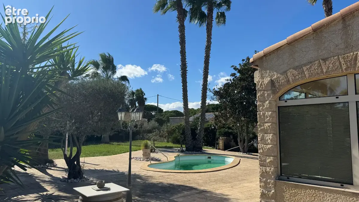 Villa avec piscine au Grau d'Agde, 4 pièces -155.44 m² - photo 2