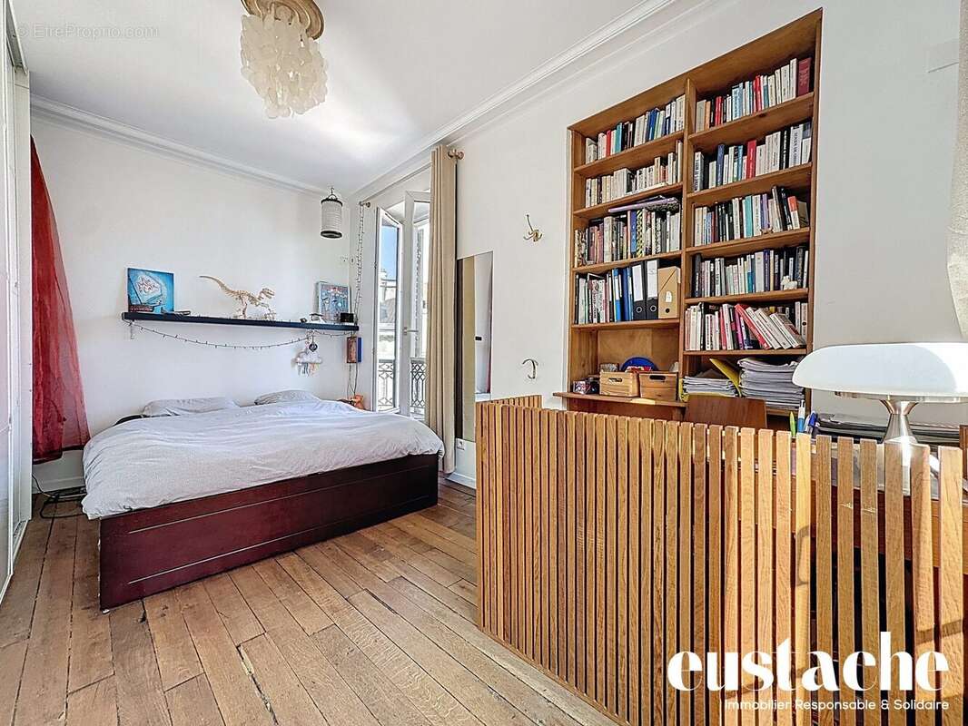 Appartement à PARIS-18E