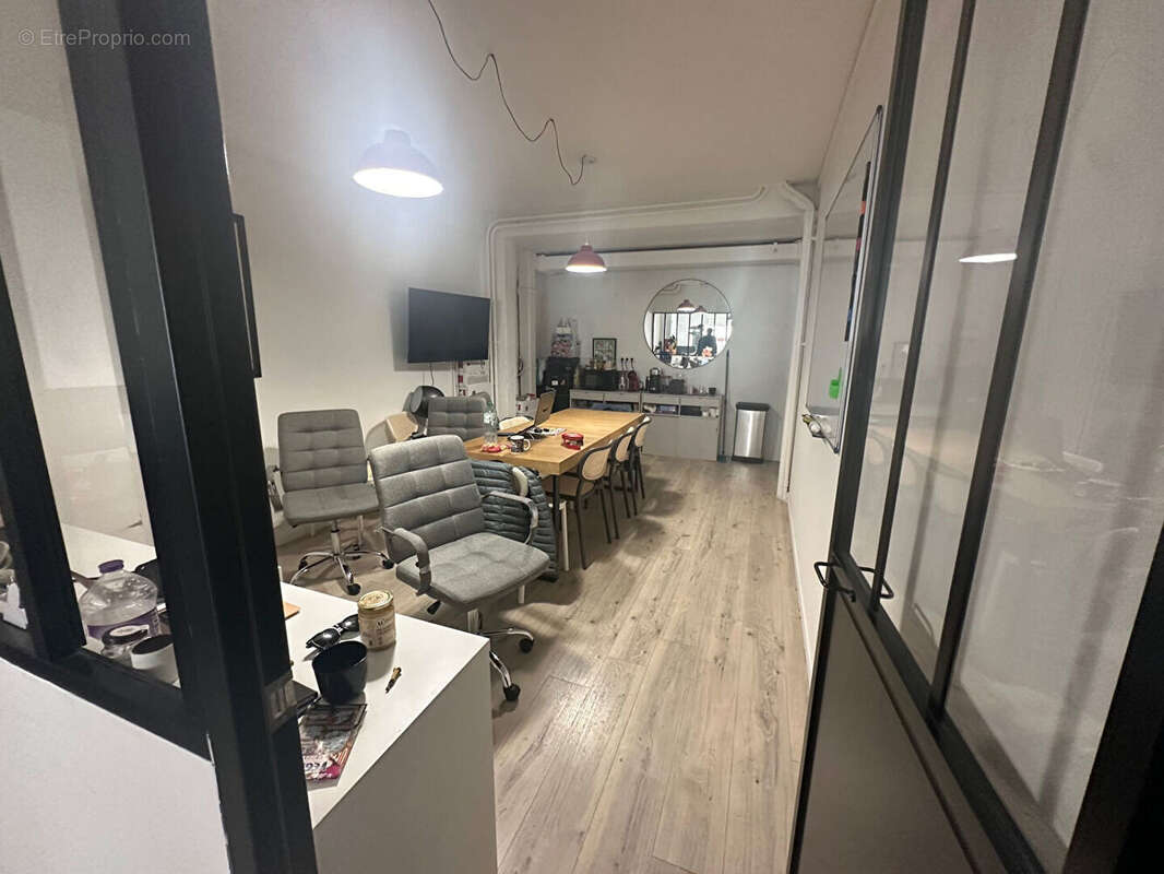 Local commercial Bureaux Paris 2 pièce(s) 45 m2 - photo 5