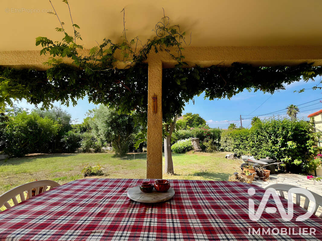 Maison 92 m² à Rivesaltes  - photo 2