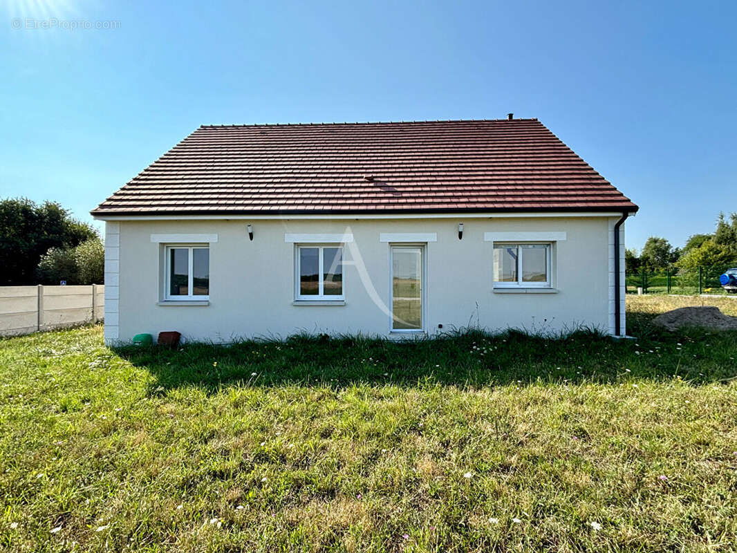 Maison de plain pied en campgane - photo 7