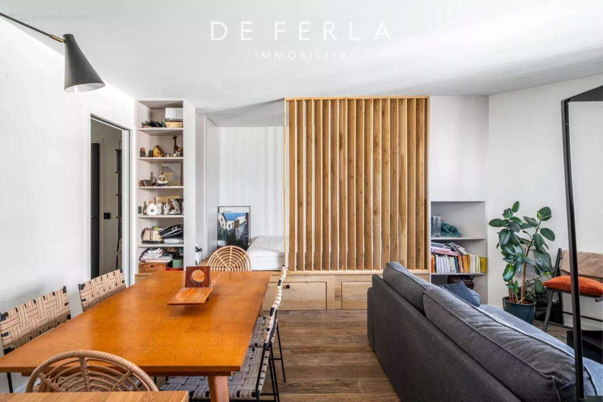 Appartement à PARIS-14E