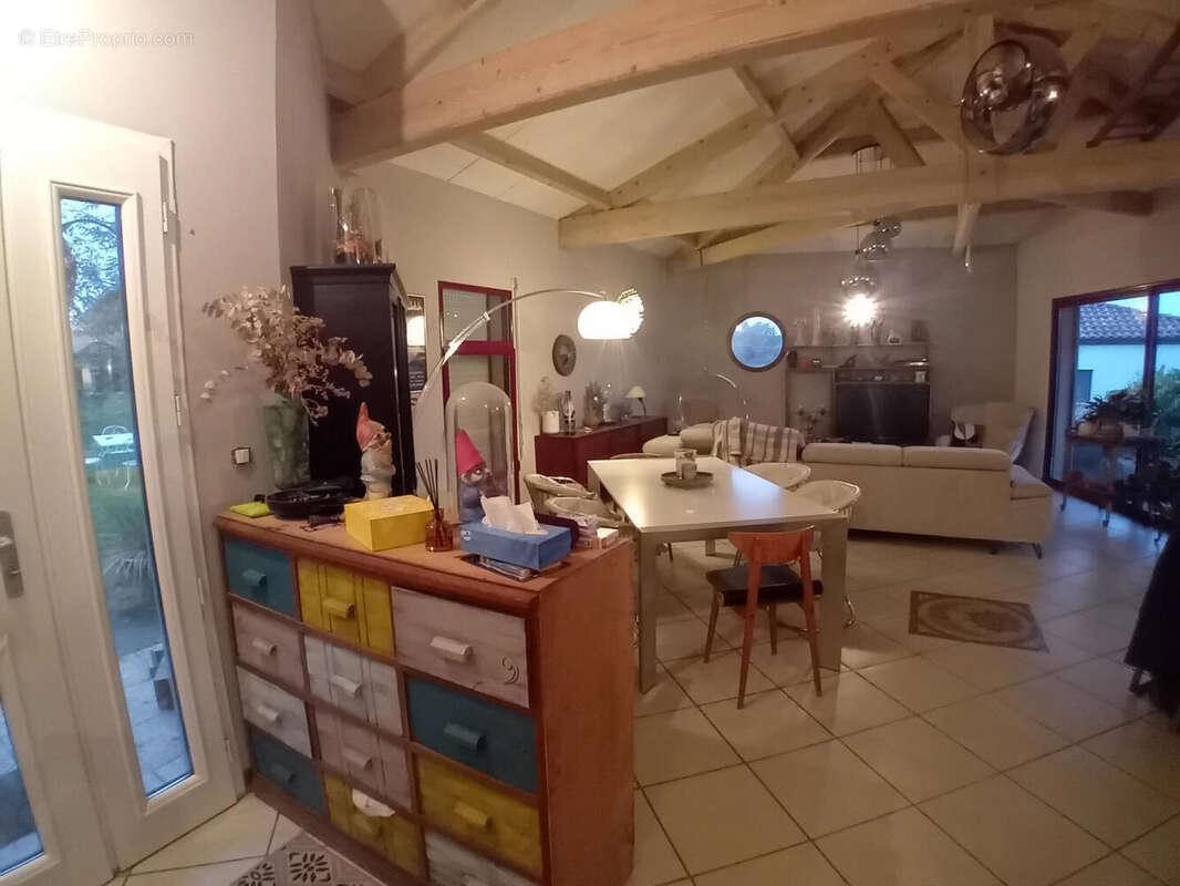 Vue de l éntrée de la maison  - Maison à CATUS