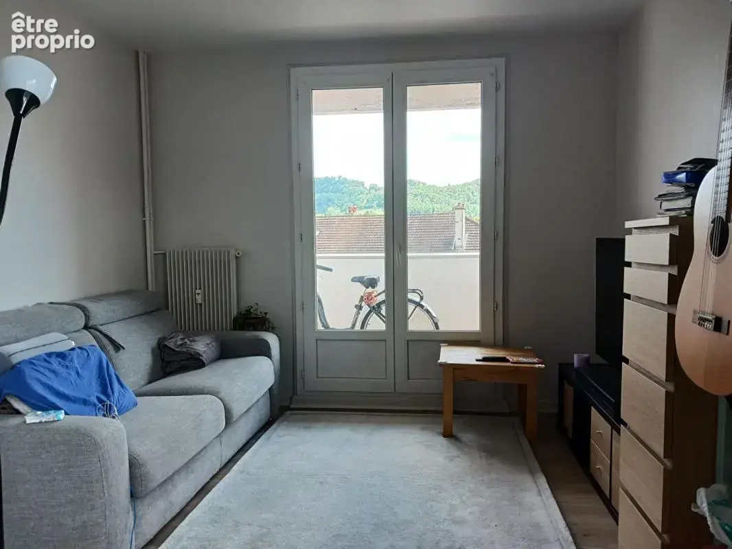 Appartement à LONS-LE-SAUNIER