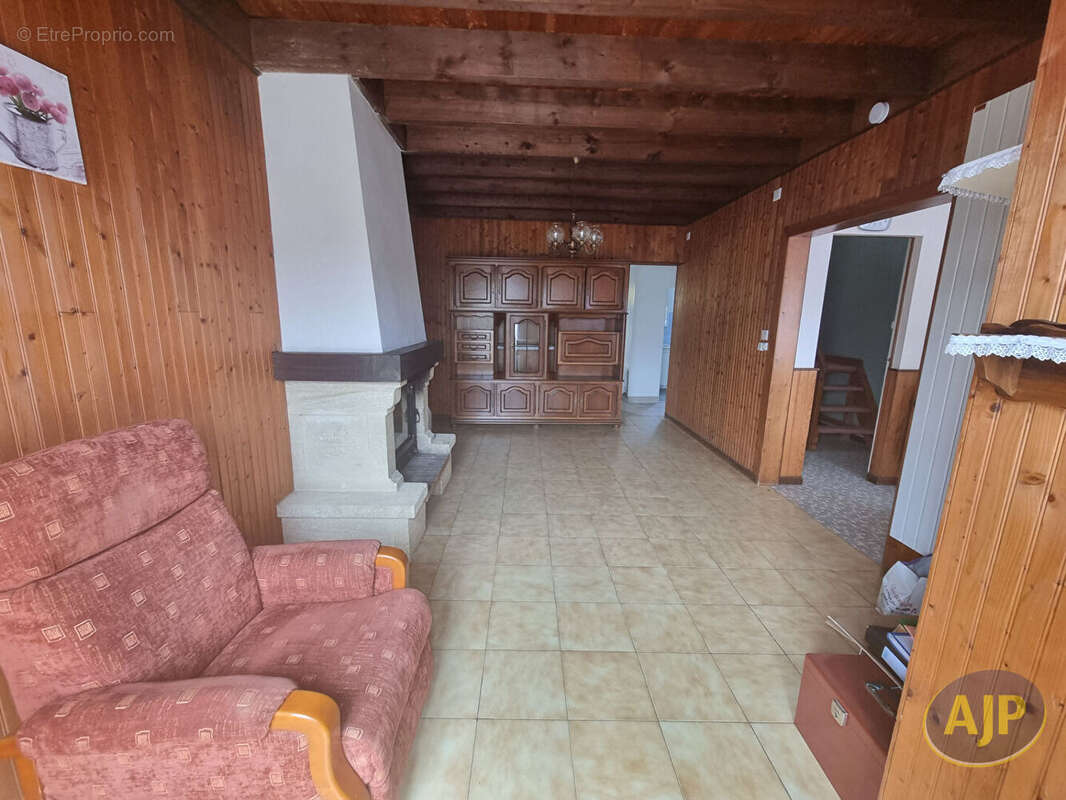 Maison à LA LIMOUZINIERE