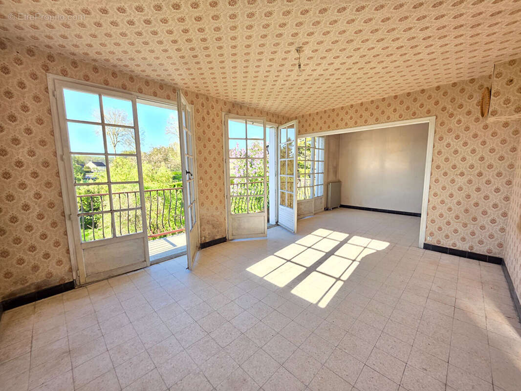 Maison à SAINT-MARTIN-DU-VIEUX-BELLEME