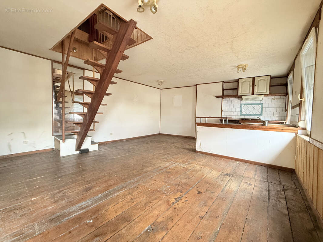 Immeuble de rapport 3 lots et hangar - photo 18