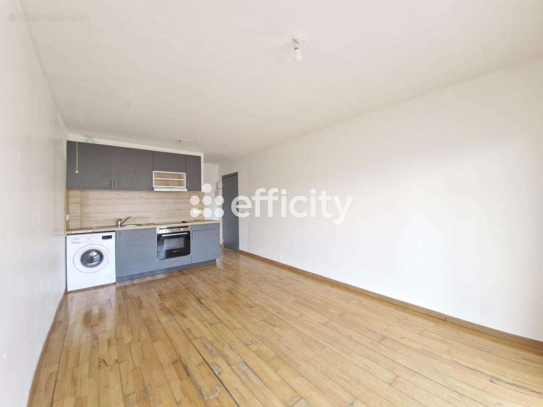 Appartement à BONDY
