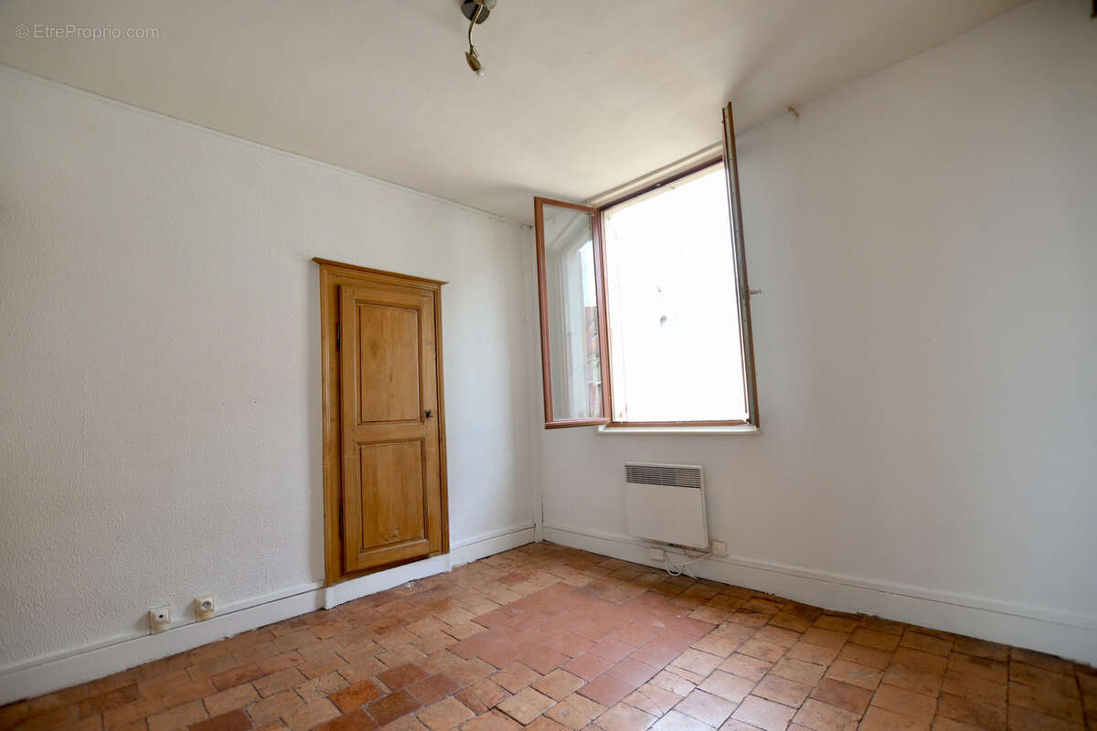Maison à AVALLON