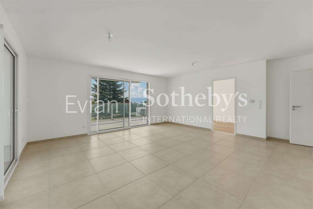 Appartement à EVIAN-LES-BAINS