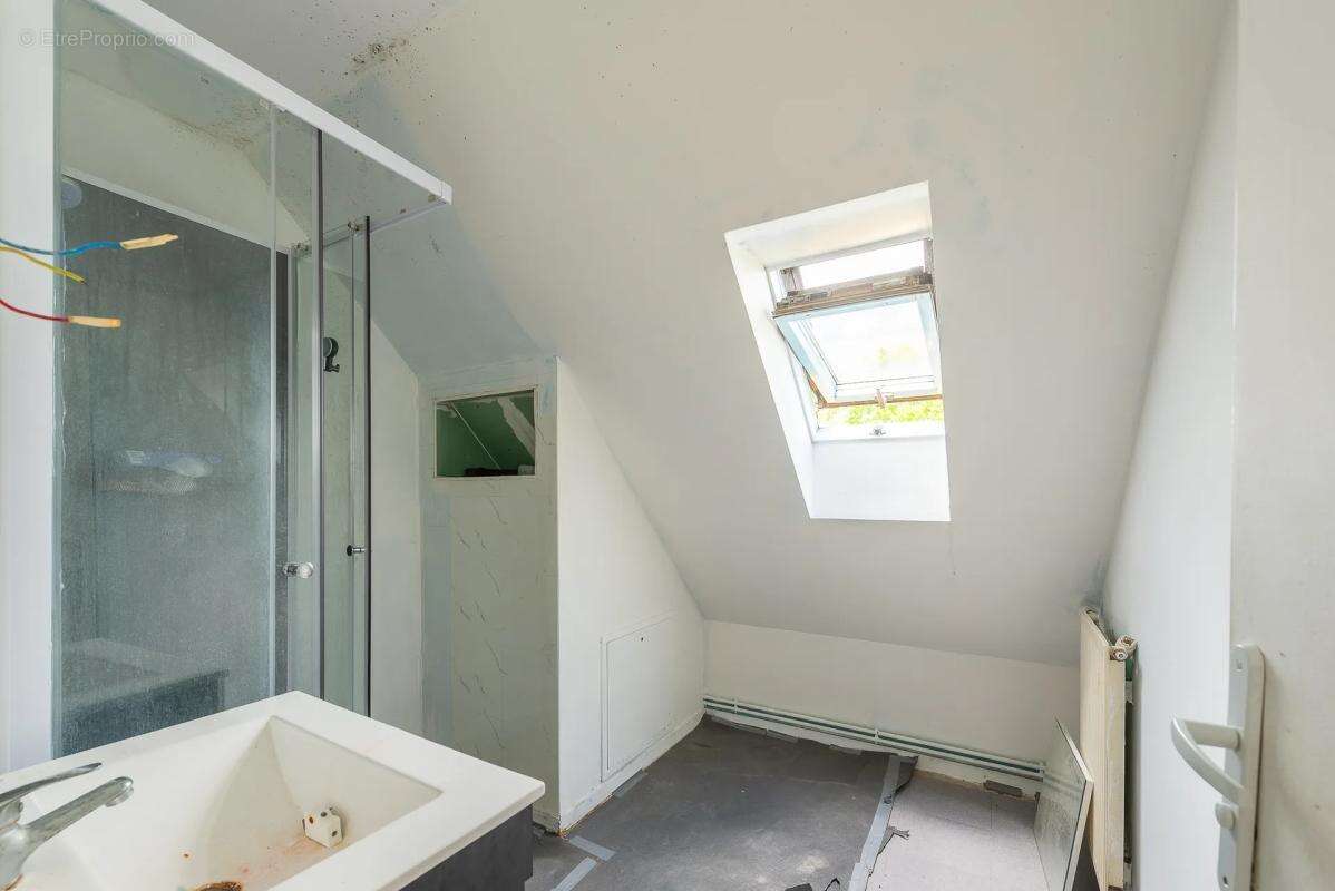 Lescherolles (77320) – maison familiale 120m2 avec sous-sol total sur 1 190 m² de terrain – fort potentiel après travaux - photo 19