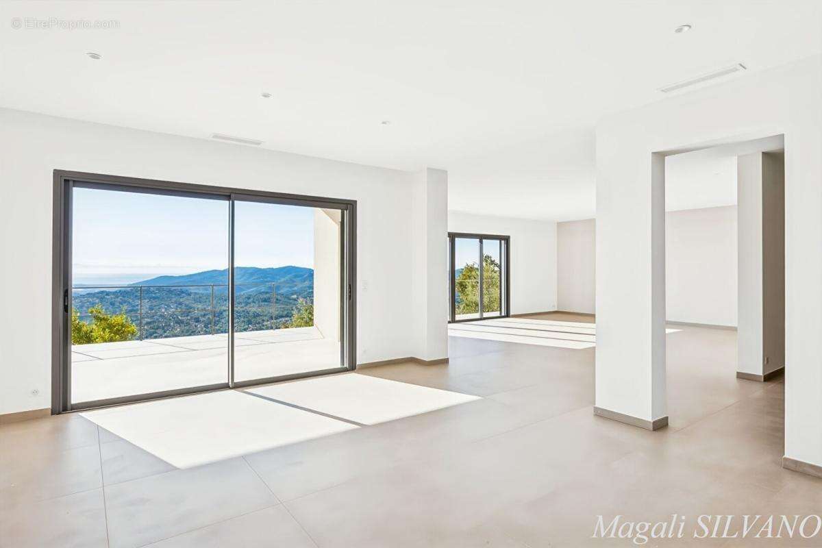 Maison à SPERACEDES