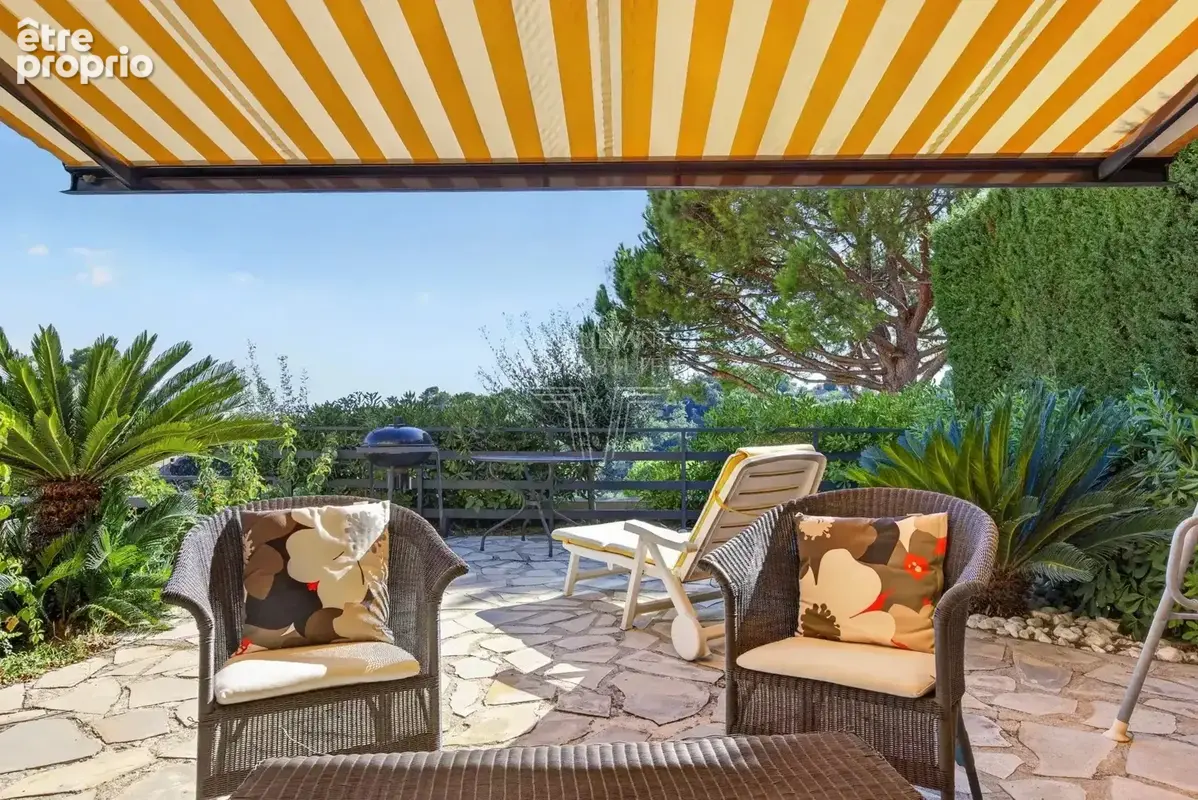 Mougins. 110 m².de terrasse  piscine & jardins  vue dégagée - photo 13