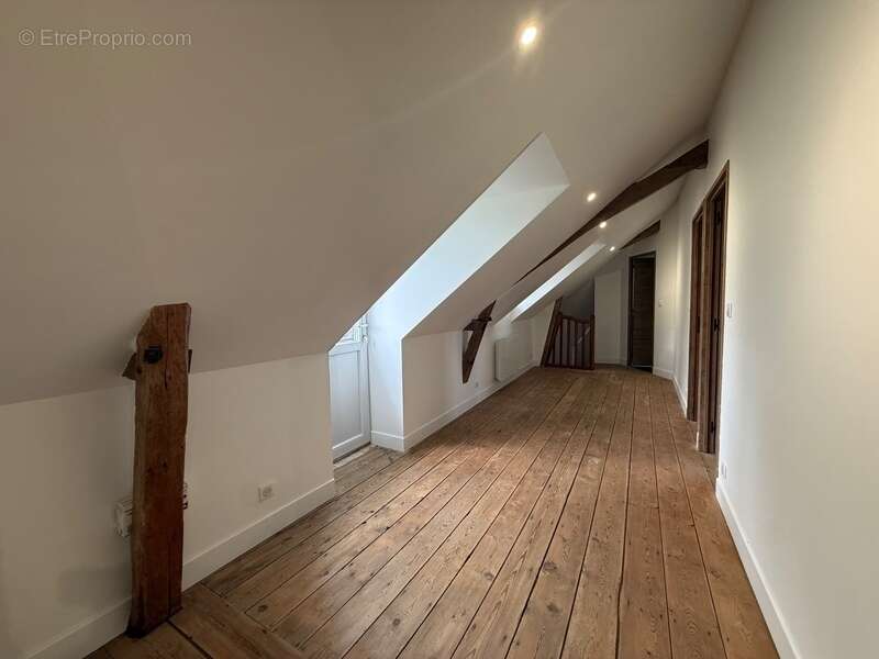 Maison à LA FEUILLIE