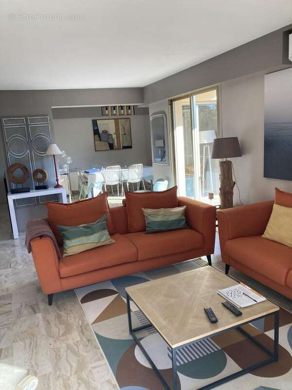 Maison 174 m² à Mandelieu-La-Napoule  - photo 4