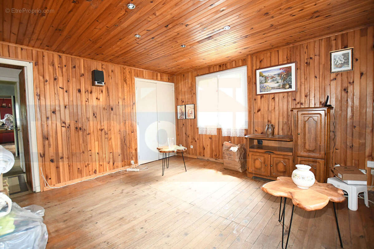 Maison à SAINT-CYR-L&#039;ECOLE