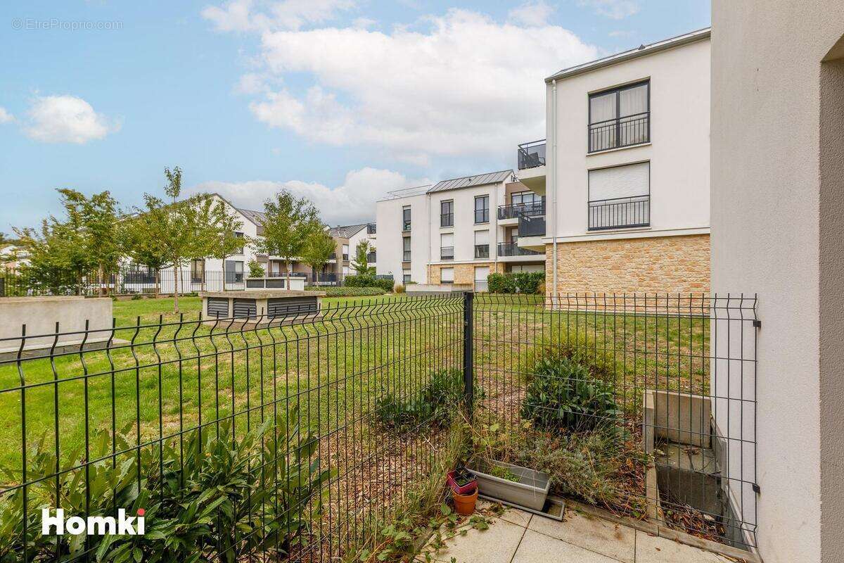 Appartement à BEAUCHAMP