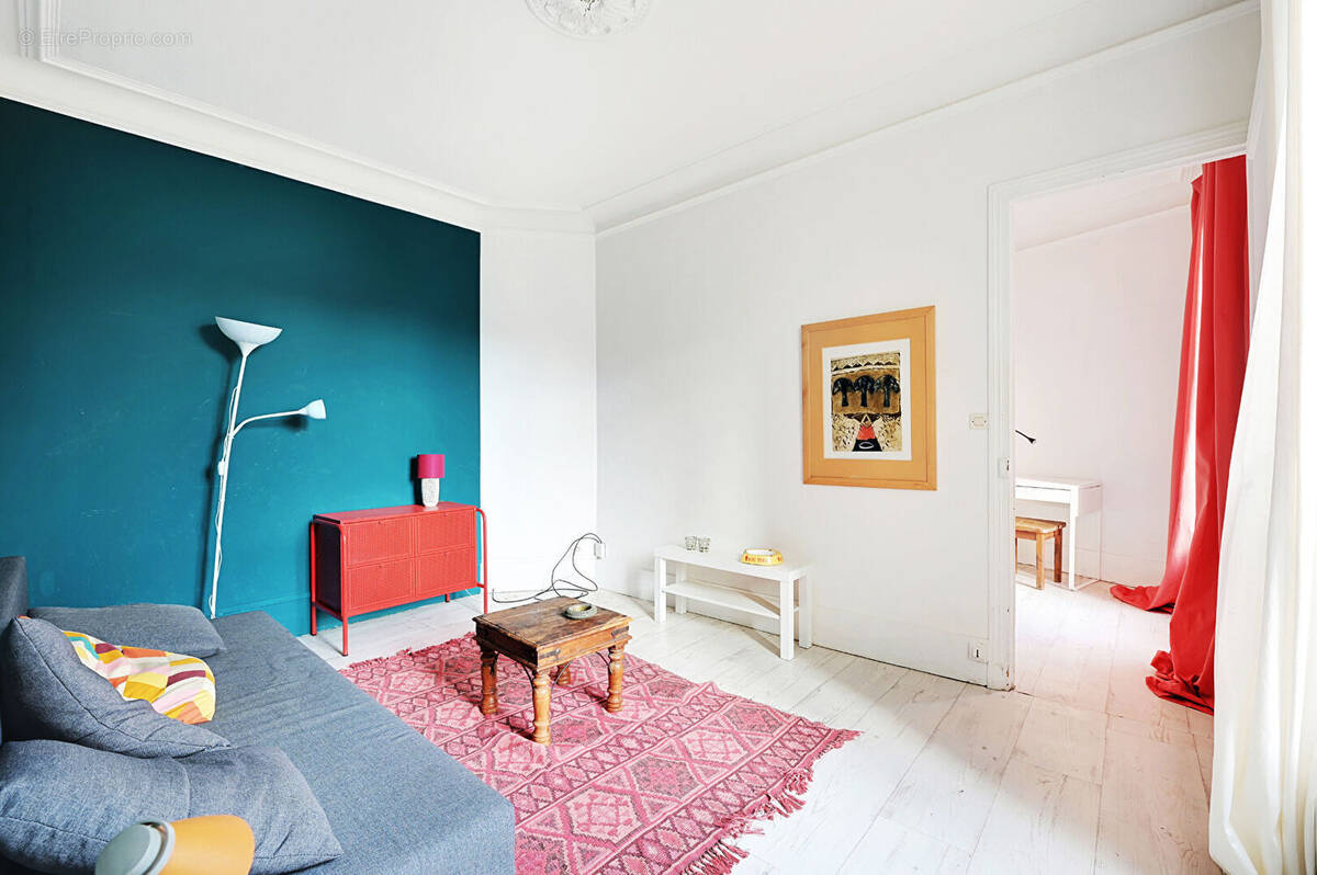 Appartement à PARIS-18E