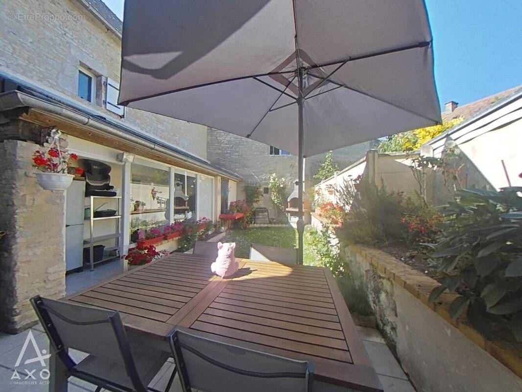 Maison à THAON