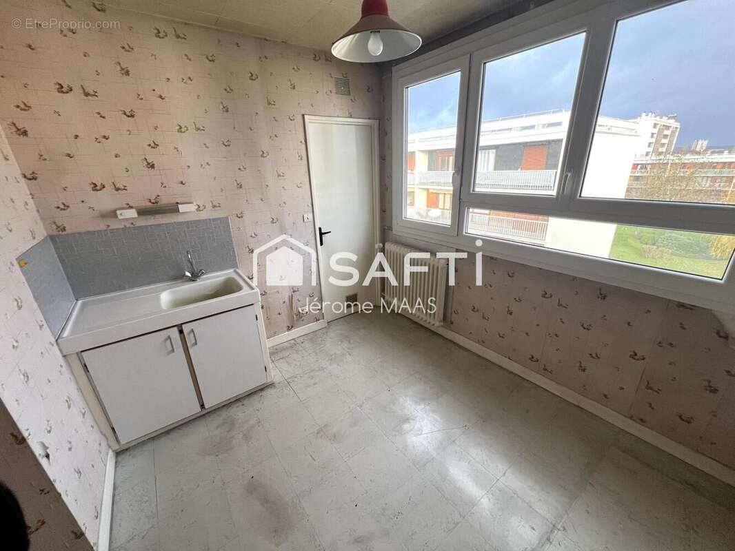 Photo 2 - Appartement à SENS