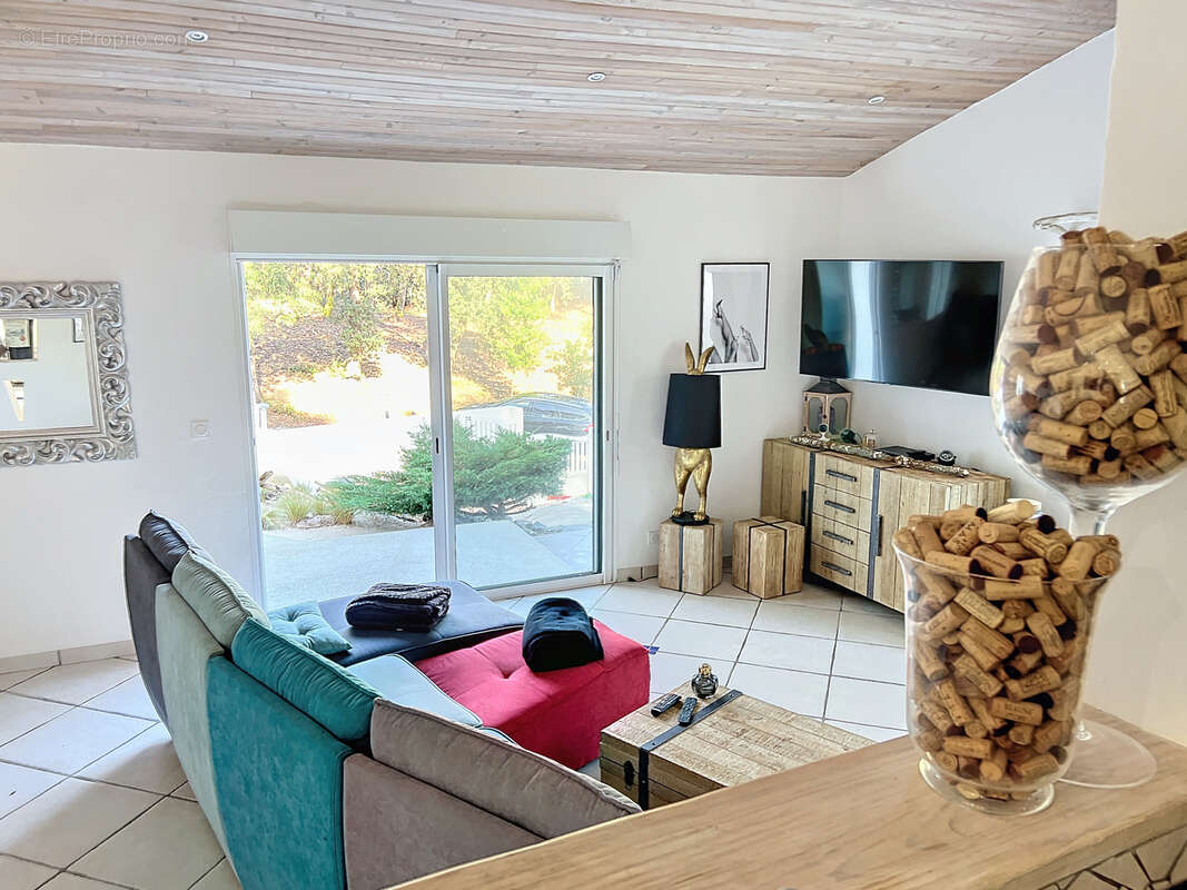 Maison à MESCHERS-SUR-GIRONDE