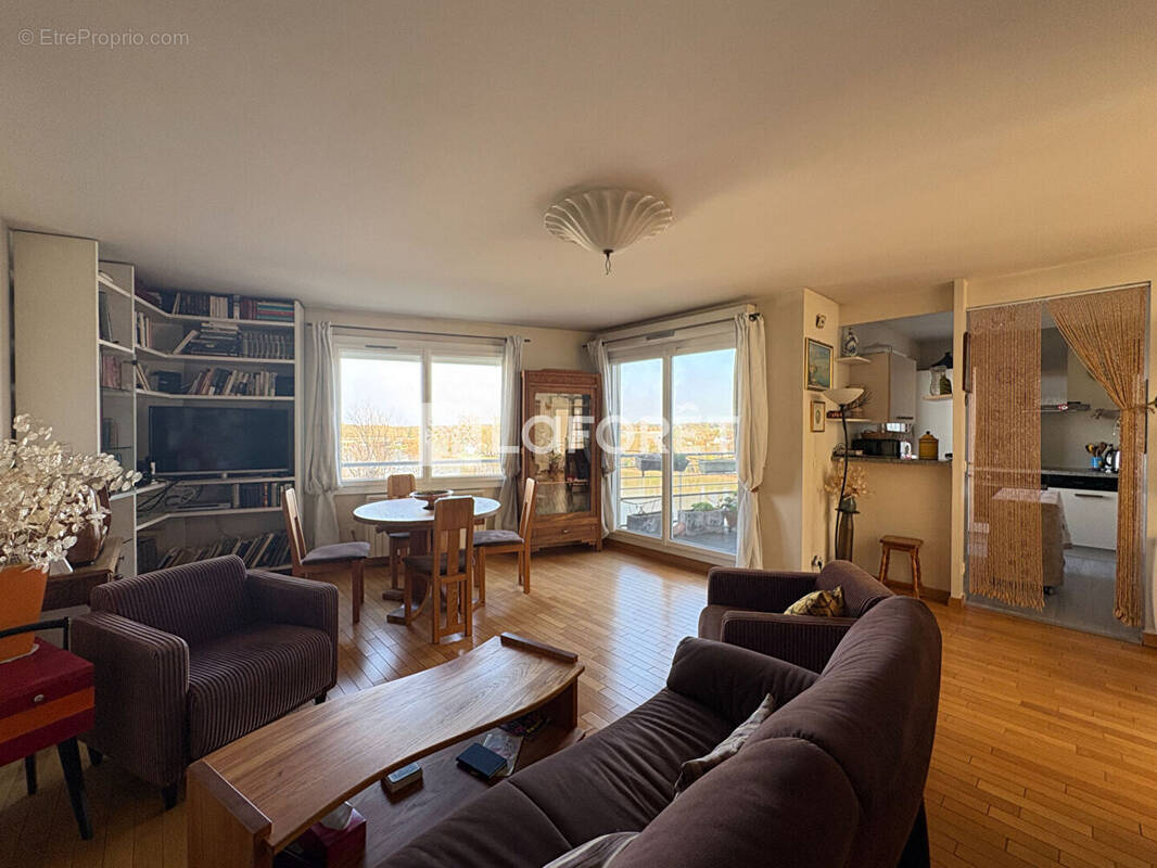 Appartement à JUVISY-SUR-ORGE