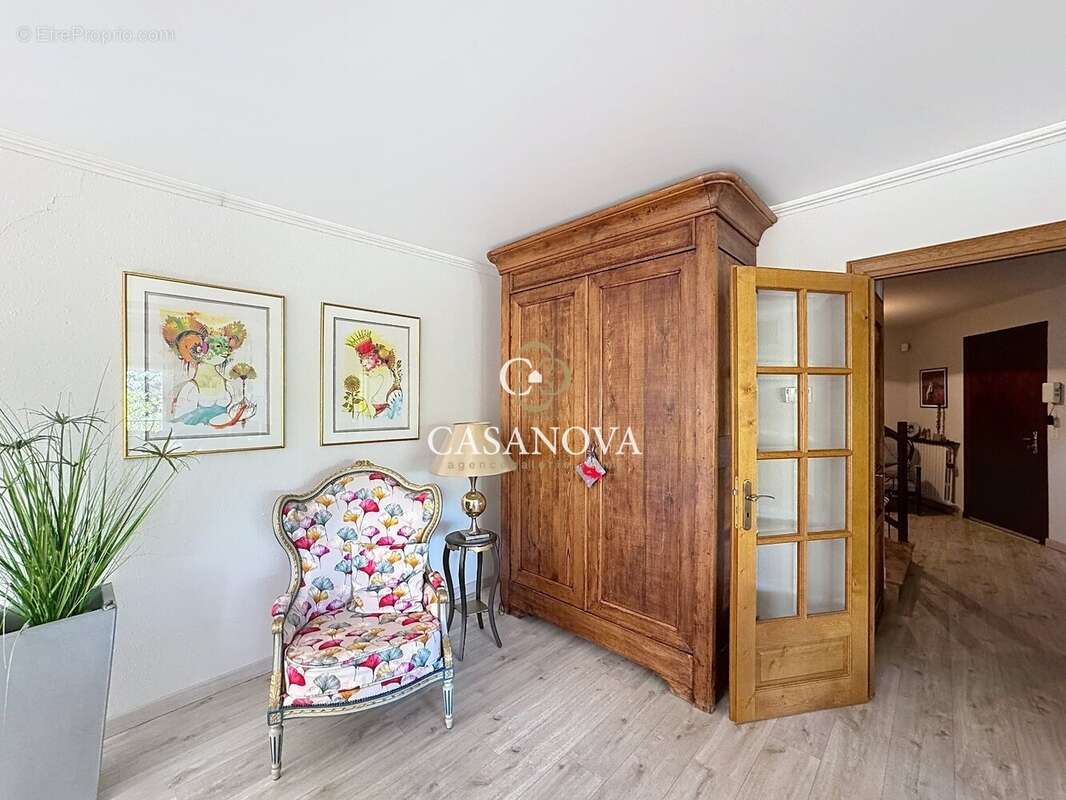 Villa familiale avec grand extérieur et piscine sur  les hauteurs de Clermont l'hérault - photo 8