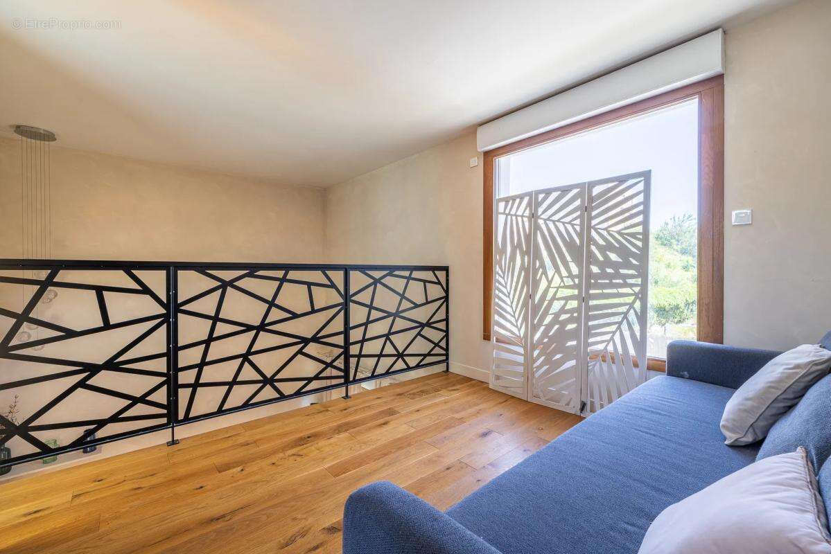 Maison 5 pièces 114 m² à Romainville - photo 9