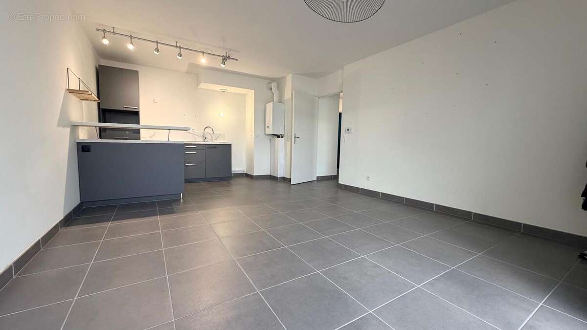 Photo 2 - Appartement à VILLEURBANNE