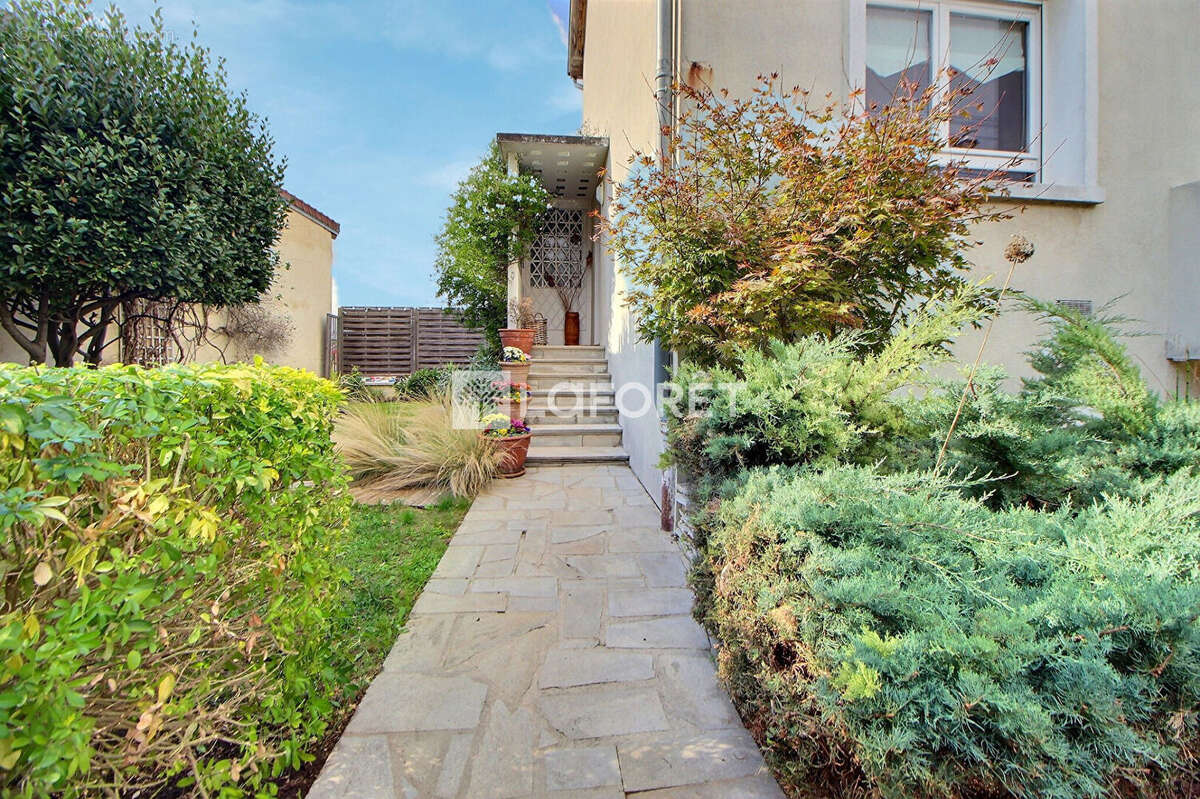 Maison à RUEIL-MALMAISON