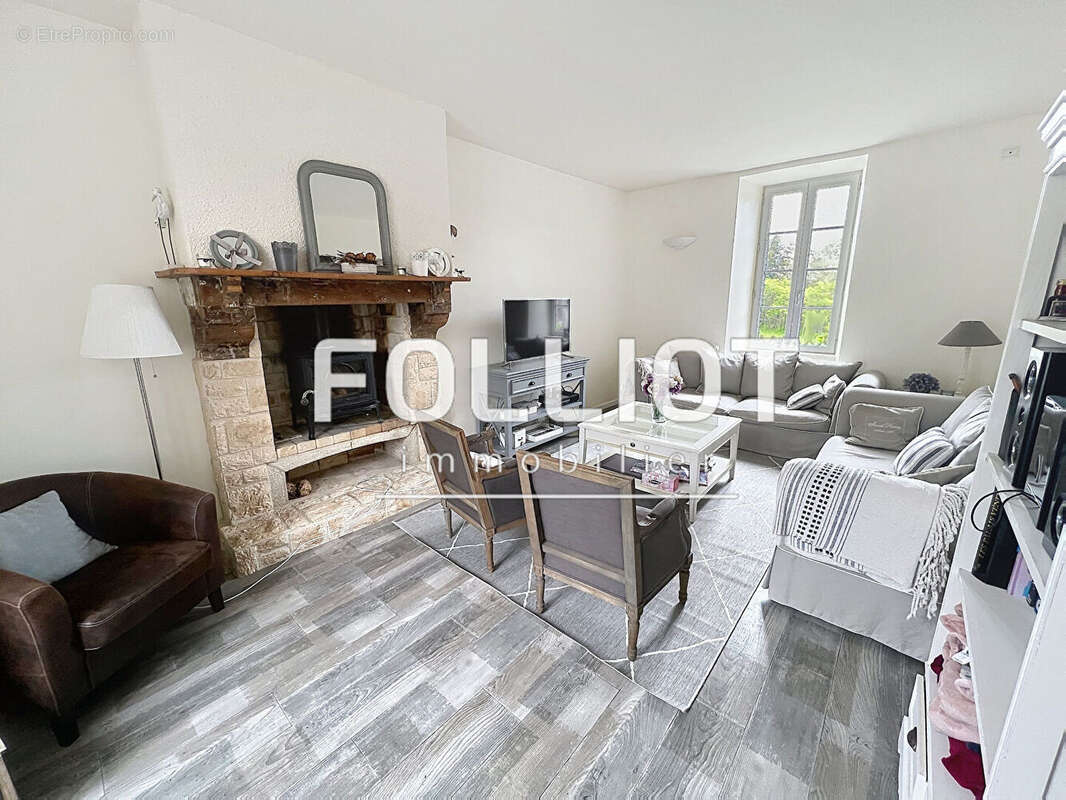 Maison à GOUVILLE-SUR-MER