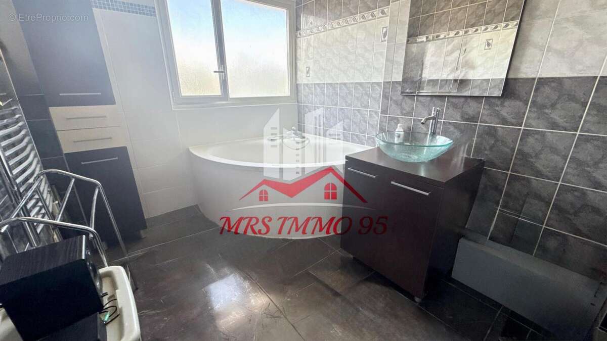 Appartement à ECOUEN